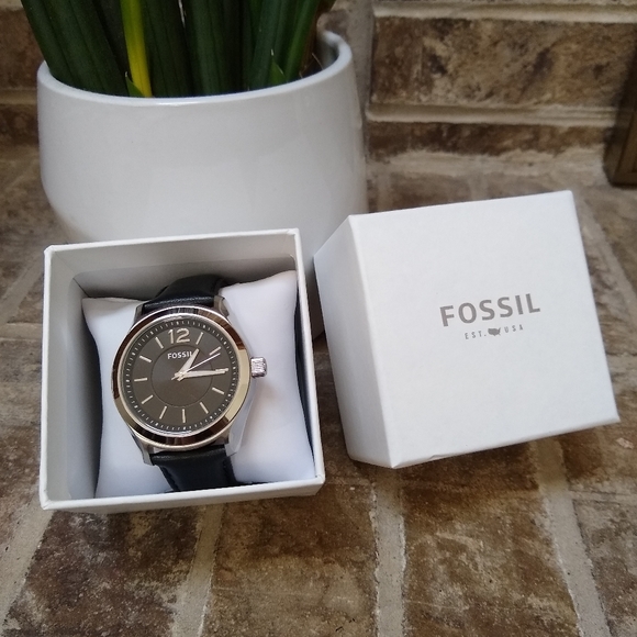 Fossil Other - FOSSIL Men's Watch Leather Band Steel Frame